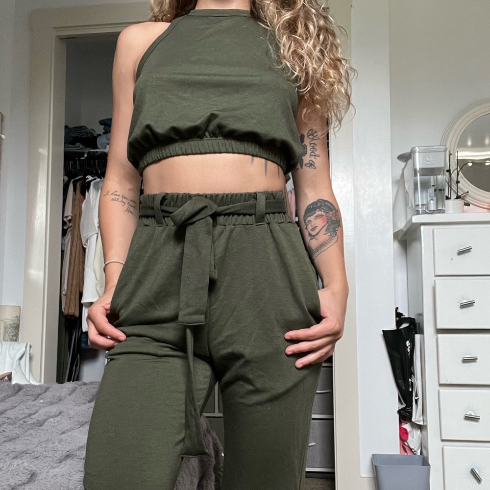 NWT Casual Matching Pant Set - Picture 3 of 4